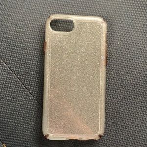 iPhone 6 Speck case. Almost Brand New